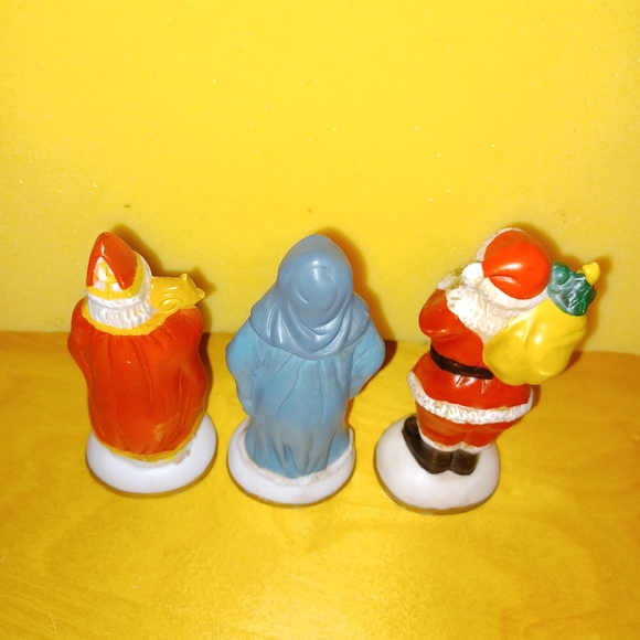Heilig Meyers 6 Santa from around the world  collection (013123B) - Picture 11 of 16